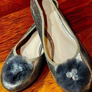 Ruby & Bloom kids dress shoes.